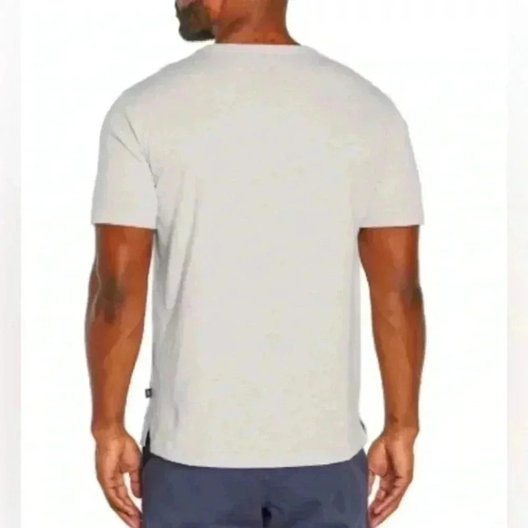 Gap Men's Pocket Slub Tee - Picture 3 of 6